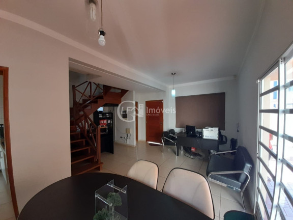 Imagem Casa com 3 Quartos à Venda, 117 m² em Vila Margarida - Campo Grande Imagem Casa com 3 Quartos à Venda, 117 m² em Vila Margarida - Campo Grande