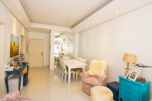 Imagem Apartamento com 2 Quartos à Venda, 134 m² em Petrópolis - Porto Alegre Imagem Apartamento com 2 Quartos à Venda, 134 m² em Petrópolis - Porto Alegre