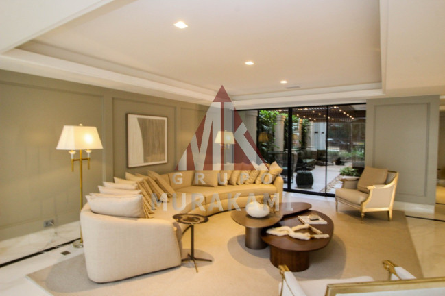 Imagem Imóvel com 4 Quartos à Venda, 437 m² em Zona 01 - Maringá Imagem Imóvel com 4 Quartos à Venda, 437 m² em Zona 01 - Maringá