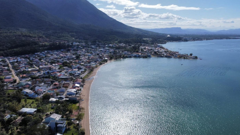 Imagem Cobertura com 4 Quartos à Venda, 256 m² em Praia De Fora - Palhoça