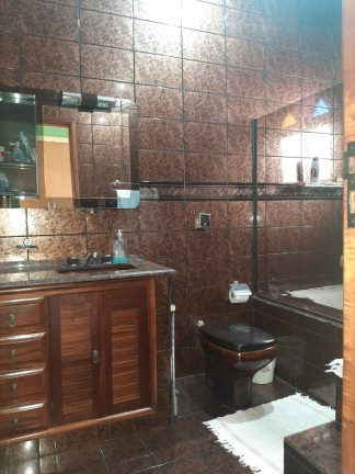 Imagem Casa com 4 Quartos à Venda, 317 m² em Jardim Belvedere - Volta Redonda Imagem Casa com 4 Quartos à Venda, 317 m² em Jardim Belvedere - Volta Redonda