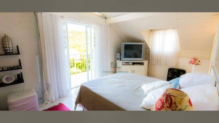 Imagem Casa com 3 Quartos à Venda, 250 m² em Piratininga - Niterói Imagem Casa com 3 Quartos à Venda, 250 m² em Piratininga - Niterói