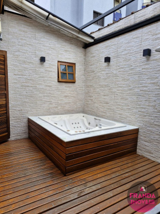 Imagem Casa com 2 Quartos à Venda, 117 m² em Centro - Ubatuba