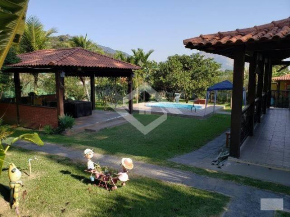 Casa com 2 Quartos à Venda, 1.200 m² em Campo Grande - Rio De Janeiro