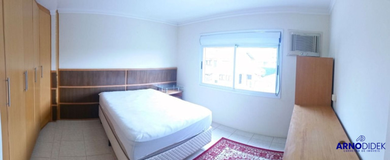 Imagem Casa com 4 Quartos à Venda, 250 m² em Mariscal - Bombinhas Imagem Casa com 4 Quartos à Venda, 250 m² em Mariscal - Bombinhas