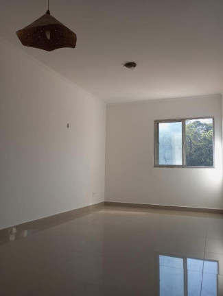 Kitnet com 2 Quartos à Venda, 60 m² em Cambuci - São Paulo