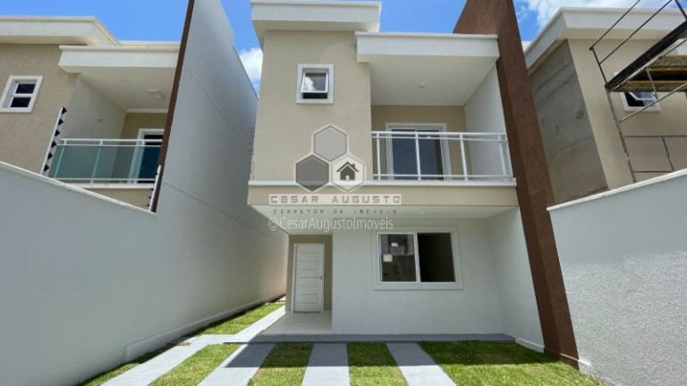 Imagem Casa com 4 Quartos à Venda, 127 m² em Centro - Eusébio Imagem Casa com 4 Quartos à Venda, 127 m² em Centro - Eusébio