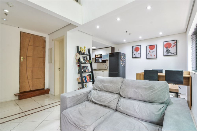Imagem Imóvel com 2 Quartos à Venda, em Moema - São Paulo Imagem Imóvel com 2 Quartos à Venda, em Moema - São Paulo