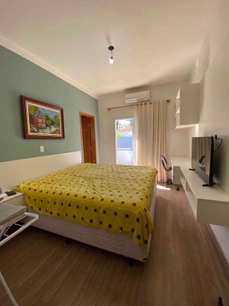 Imagem Casa com 4 Quartos à Venda, 256 m² em Aruã - Mogi Das Cruzes Imagem Casa com 4 Quartos à Venda, 256 m² em Aruã - Mogi Das Cruzes