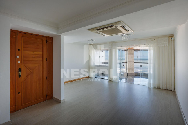 Imagem Apartamento com 2 Quartos para Alugar, 150 m² em Centro - Balneario Camboriu