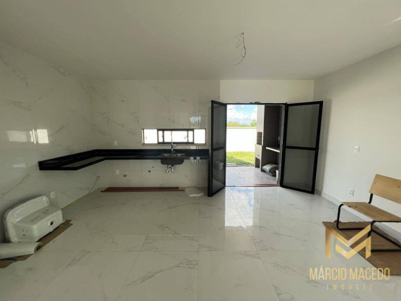 Imagem Casa com 4 Quartos à Venda, 300 m² em Cidade Alpha - Eusébio Imagem Casa com 4 Quartos à Venda, 300 m² em Cidade Alpha - Eusébio
