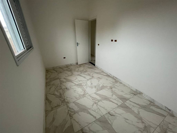 Imagem Sobrado com 3 Quartos à Venda, em Maracanã - Praia Grande Imagem Sobrado com 3 Quartos à Venda, em Maracanã - Praia Grande