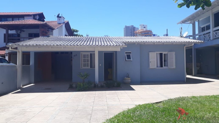 Casa com 5 Quartos à Venda, 290 m² em Predial - Torres
