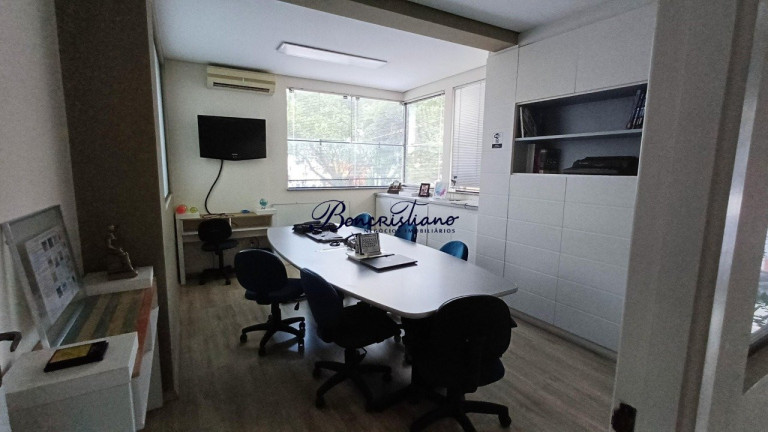 Imagem Casa com 10 Quartos para Alugar,  em água Fria - Sao Paulo