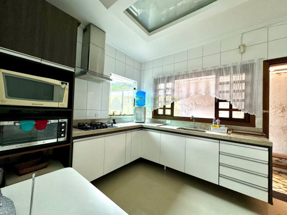 Imagem Sobrado com 3 Quartos à Venda, 202 m² em Jardim Terralão - Caraguatatuba Imagem Sobrado com 3 Quartos à Venda, 202 m² em Jardim Terralão - Caraguatatuba