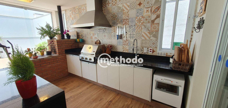 Imagem Casa com 3 Quartos à Venda, 341 m² em Swiss Park - Campinas Imagem Casa com 3 Quartos à Venda, 341 m² em Swiss Park - Campinas