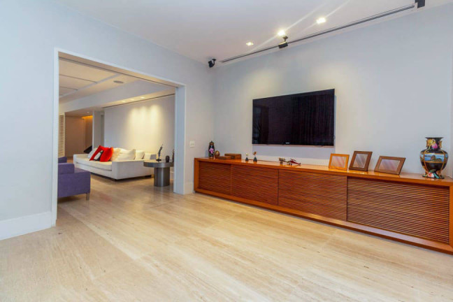 Imagem Apartamento com 3 Quartos à Venda,  em Lagoa - Rio De Janeiro