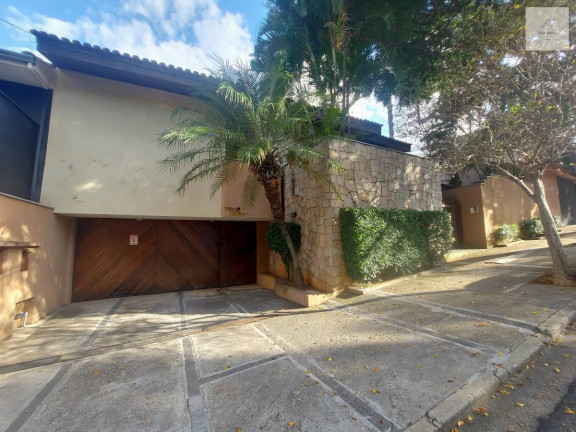 Casa com 3 Quartos à Venda, 451 m² em Mangal - Sorocaba