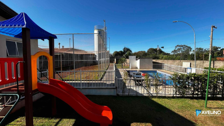 Imagem Apartamento com 2 Quartos à Venda, 10 m² em Tiradentes - Campo Grande