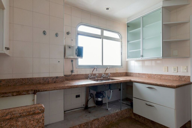 Imagem Apartamento com 3 Quartos à Venda, 185 m² em Itaim Bibi - São Paulo Imagem Apartamento com 3 Quartos à Venda, 185 m² em Itaim Bibi - São Paulo