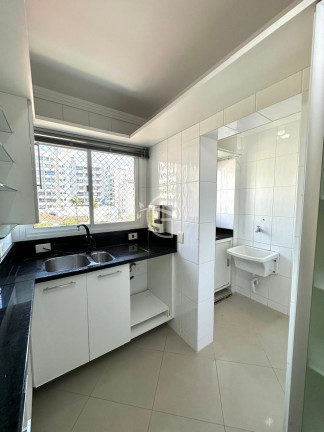 Imagem Apartamento com 3 Quartos à Venda, 85 m² em América - Joinville