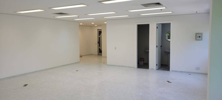 Imagem Sala Comercial para Alugar, 78 m² em Alphaville Industrial - Barueri