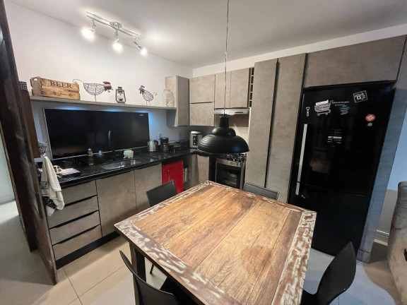 Imagem Apartamento com 1 Quarto à Venda, 80 m² em Florianópolis Imagem Apartamento com 1 Quarto à Venda, 80 m² em Florianópolis
