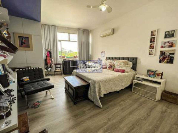 Imagem Apartamento com 4 Quartos à Venda, 200 m² em Jardim Botânico - Rio De Janeiro Imagem Apartamento com 4 Quartos à Venda, 200 m² em Jardim Botânico - Rio De Janeiro