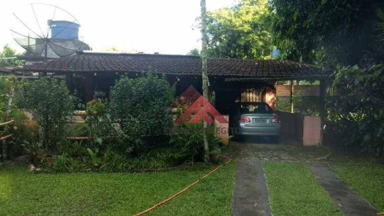 Imagem Fazenda à Venda, 30.000 m² em Vila Citrolândia (santo Aleixo) - Magé Imagem Fazenda à Venda, 30.000 m² em Vila Citrolândia (santo Aleixo) - Magé