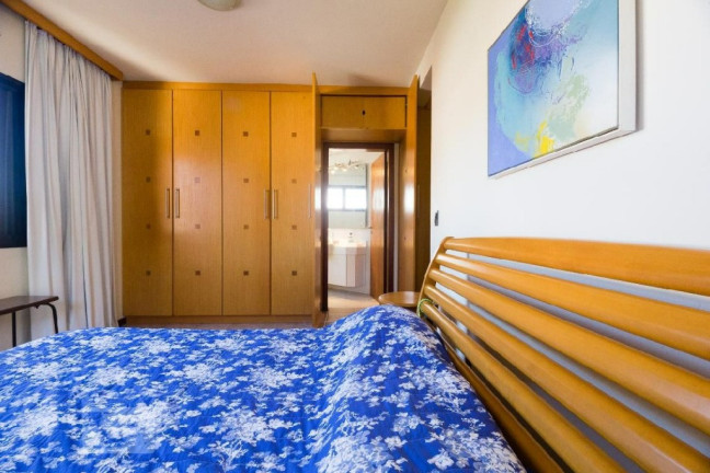 Imagem Casa com 5 Quartos à Venda, 330 m² em Itacorubi - Florianópolis