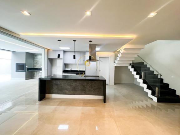 Imagem Casa com 4 Quartos à Venda, 300 m² em Jardim Das Cerejeiras - Arujá Imagem Casa com 4 Quartos à Venda, 300 m² em Jardim Das Cerejeiras - Arujá