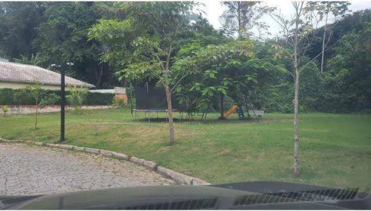 Imagem Terreno à Venda, 330 m² em Várzea Das Moças - Niterói Imagem Terreno à Venda, 330 m² em Várzea Das Moças - Niterói