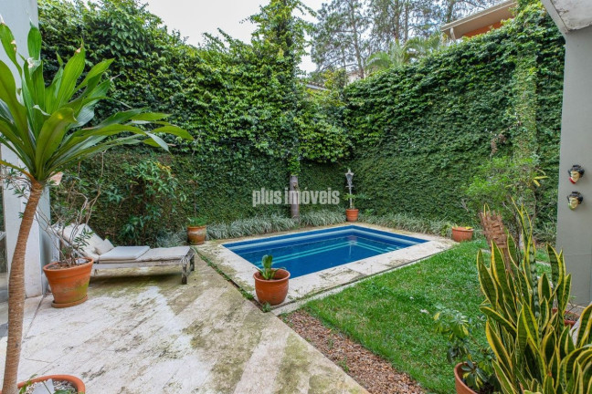 Imagem Casa com 3 Quartos à Venda, 400 m² em Morumbi - São Paulo Imagem Casa com 3 Quartos à Venda, 400 m² em Morumbi - São Paulo