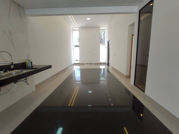 Imagem Casa com 3 Quartos à Venda, 185 m² em Jardim Balneário Meia Ponte - Goiânia Imagem Casa com 3 Quartos à Venda, 185 m² em Jardim Balneário Meia Ponte - Goiânia