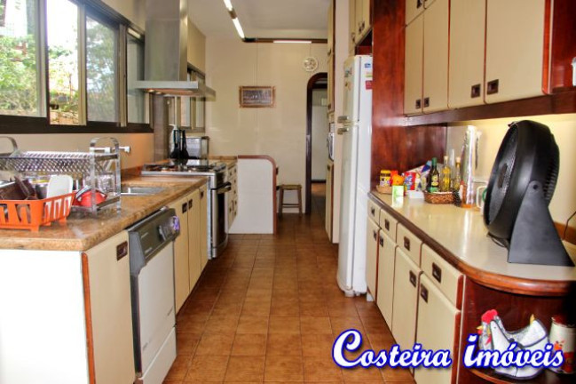 Imagem Casa com 5 Quartos à Venda, 900 m² em Domingas Dias - Ubatuba