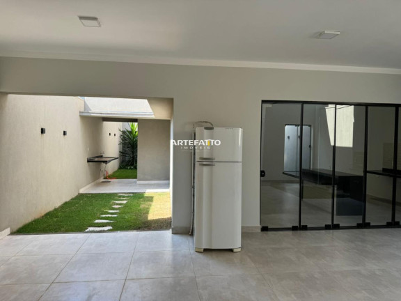 Imagem Casa com 3 Quartos à Venda, 180 m² Imagem Casa com 3 Quartos à Venda, 180 m²