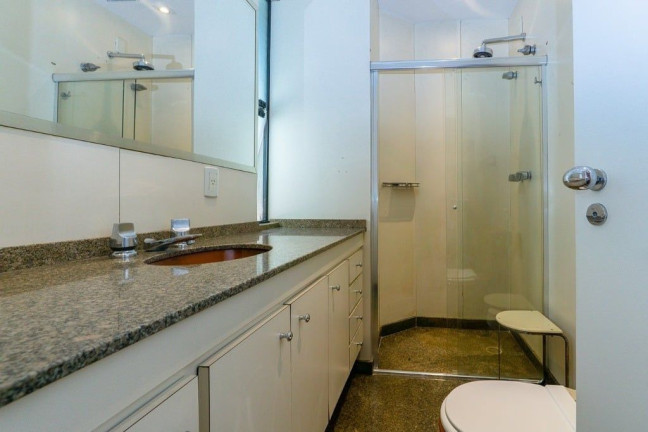 Imagem Apartamento com 3 Quartos à Venda, 200 m² em Campo Belo - São Paulo