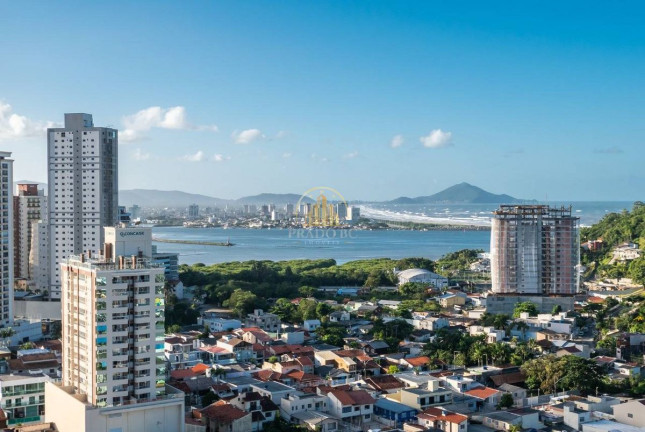 Imagem Apartamento com 2 Quartos à Venda, 73 m² em Fazenda - Itajaí Imagem Apartamento com 2 Quartos à Venda, 73 m² em Fazenda - Itajaí