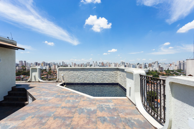 Imóvel com 2 Quartos à Venda, 182 m² em Moema - São Paulo