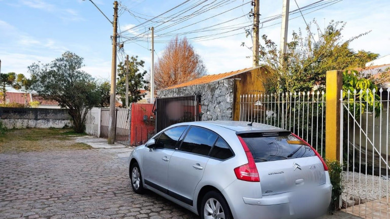 Imagem Casa com 3 Quartos à Venda, 75 m² em Capão Da Imbuia - Curitiba Imagem Casa com 3 Quartos à Venda, 75 m² em Capão Da Imbuia - Curitiba