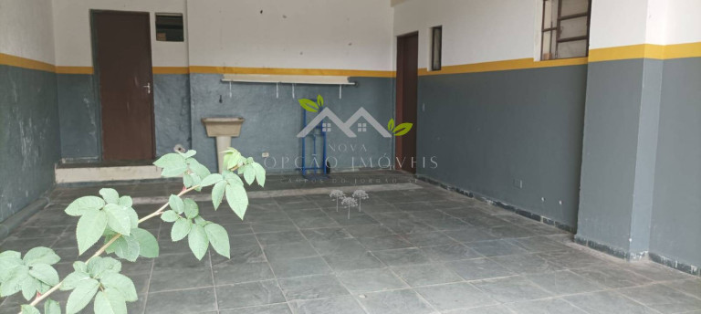 Imagem Casa com 3 Quartos à Venda, em Jair Rocha Pinheiro - Campos Do Jordão Imagem Casa com 3 Quartos à Venda, em Jair Rocha Pinheiro - Campos Do Jordão