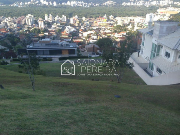 Imagem Terreno à Venda, 720 m² em Trindade - Florianópolis Imagem Terreno à Venda, 720 m² em Trindade - Florianópolis