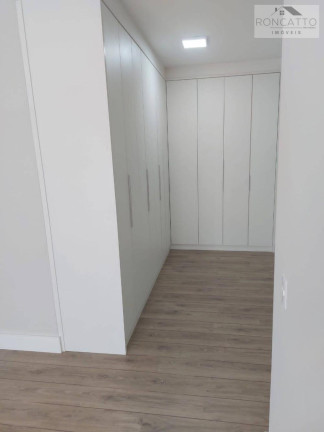 Imagem Casa de Condomínio com 3 Quartos à Venda, 181 m²