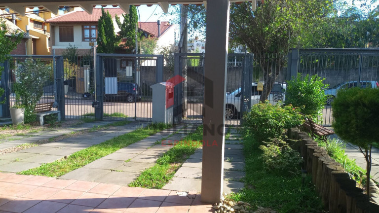 Imagem Casa com 2 Quartos à Venda, 101 m² em Jardim Itu - Porto Alegre Imagem Casa com 2 Quartos à Venda, 101 m² em Jardim Itu - Porto Alegre