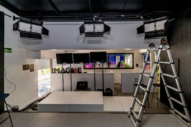 Imagem Imóvel com 1 Quarto à Venda, 41 m² em Moinhos De Vento - Porto Alegre Imagem Imóvel com 1 Quarto à Venda, 41 m² em Moinhos De Vento - Porto Alegre