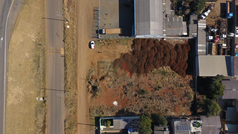 Imagem Terreno para Alugar, 2.000 m² em Primavera - Guarapuava Imagem Terreno para Alugar, 2.000 m² em Primavera - Guarapuava