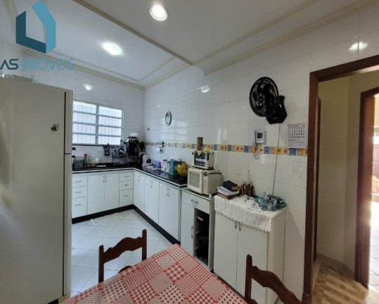 Imagem Casa com 5 Quartos à Venda, 360 m² em Portinho - Cabo Frio Imagem Casa com 5 Quartos à Venda, 360 m² em Portinho - Cabo Frio