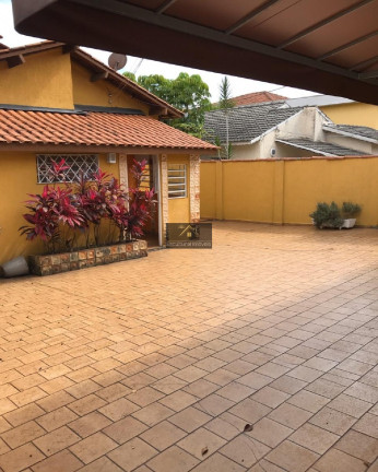 Imagem Casa com 3 Quartos à Venda, 300 m² em Lapa - São Paulo Imagem Casa com 3 Quartos à Venda, 300 m² em Lapa - São Paulo