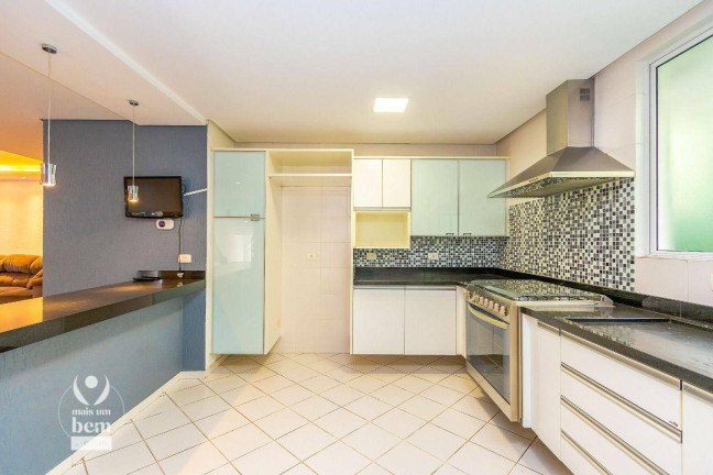 Imagem Casa com 4 Quartos à Venda, 320 m² em Santo Inácio - Curitiba