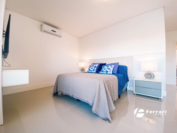 Imagem Casa de Condomínio com 5 Quartos à Venda, 380 m² em Centro - Xangri-lá